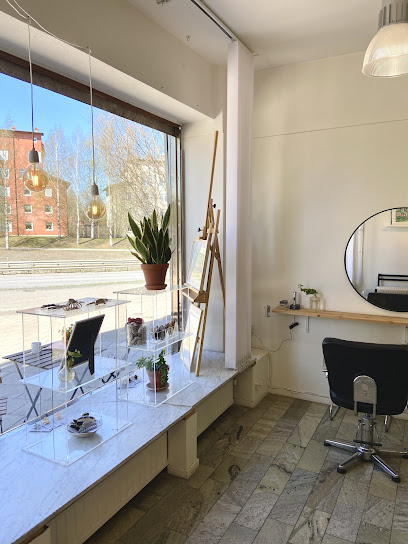 Salong Soder | Frisörsalong i Umeå Salong Soder | Frisörsalong i Umeå
