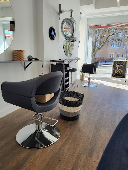 Salong Ilona | Frisörsalong i Skövde Salong Ilona | Frisörsalong i Skövde