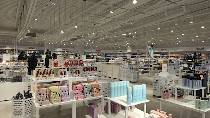 Lyko Hede Fashion Outlet | Frisörsalong i Kungsbacka