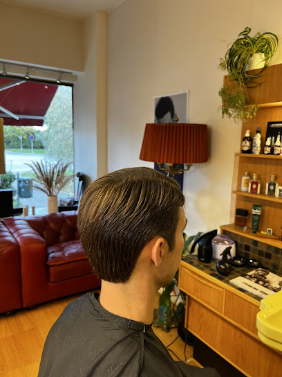 Top cut Barbershop | Frisörsalong i Limhamn Top cut Barbershop | Frisörsalong i Limhamn
