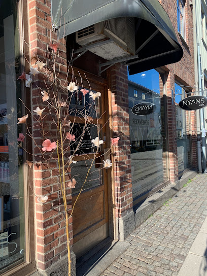 Nyans Lysekil | Frisörsalong i Lysekil Nyans Lysekil | Frisörsalong i Lysekil