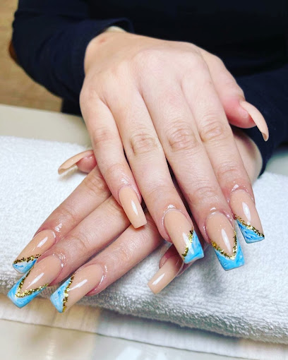 USA Nails & Beauty | Manikyr och pedikyrsalong i Partille