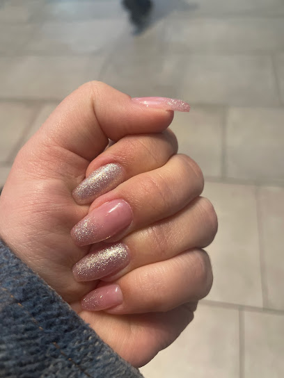 Kayla Beauty Mobilia | Skönhetscenter i Malmö