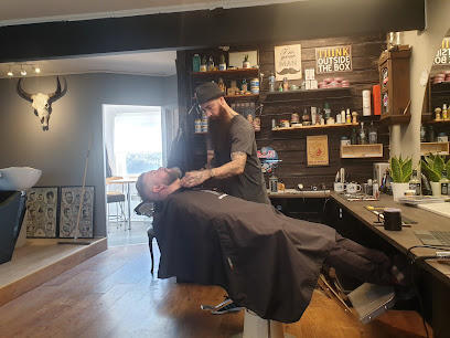 SALINA’S BarberSHOP | Barbersalong i Bålsta