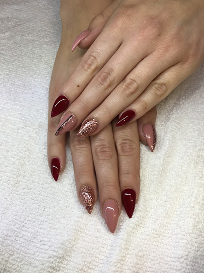 Nails & Beauty | Skönhetscenter i Ed Nails & Beauty | Skönhetscenter i Ed