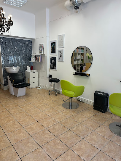 Miras HårStudio | Frisörsalong i Göteborg
