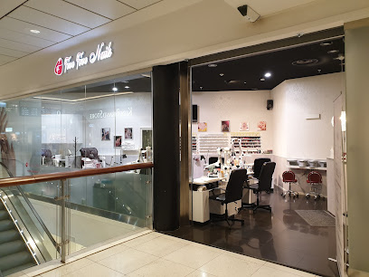 Five Fine Nails | Manikyr och pedikyrsalong i Nacka