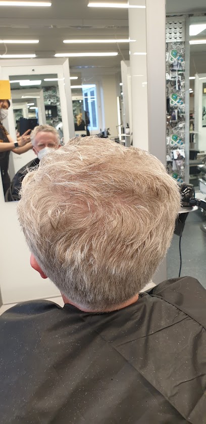 International Hair Academy | Frisörsalong i Upplands Väsby