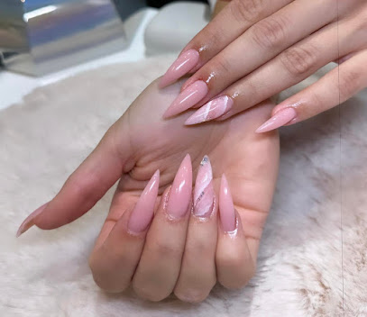 J&K Nails | Manikyr och pedikyrsalong i Kungens Kurva