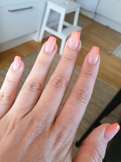Venus Nails | Manikyr och pedikyrsalong i Helsingborg