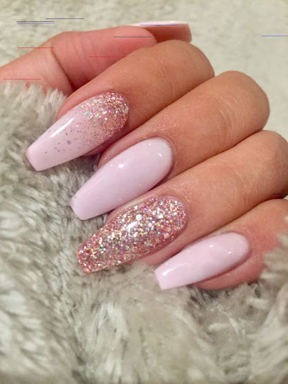 Nails Vellinge | Manikyr och pedikyrsalong i Vellinge