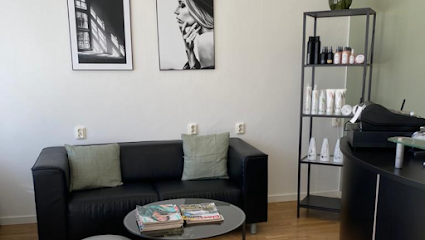 Dam Frisör | Frisörsalong i Flen
