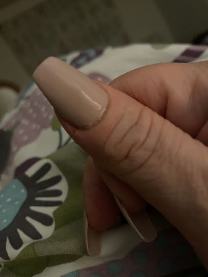 Pretty Nails | Manikyr och pedikyrsalong i Jönköping