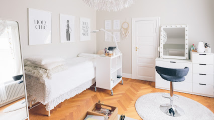 Dau Makeup | Skönhetscenter i Uppsala