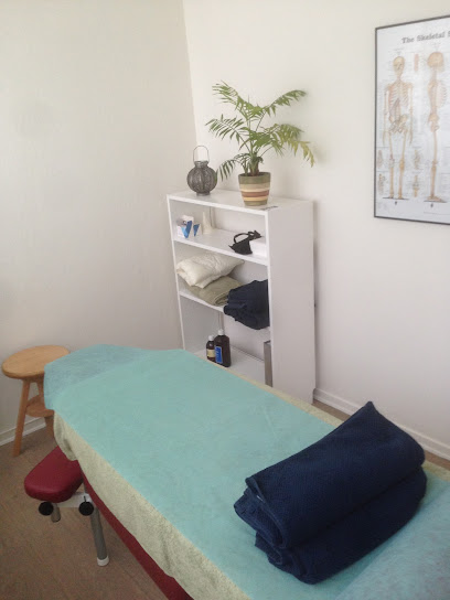 Johans Massage & Hälsa | Massös i Örebro