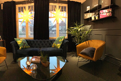 Pompadour Lounge | Frisörsalong i Västerås