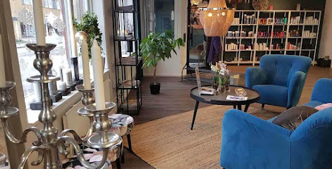 Hairligt | Frisörsalong i Finspang