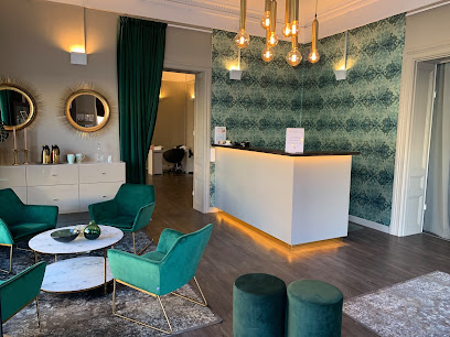 Hikari Beauty and Headspa | Skönhetscenter i Sundsvall Hikari Beauty and Headspa | Skönhetscenter i Sundsvall
