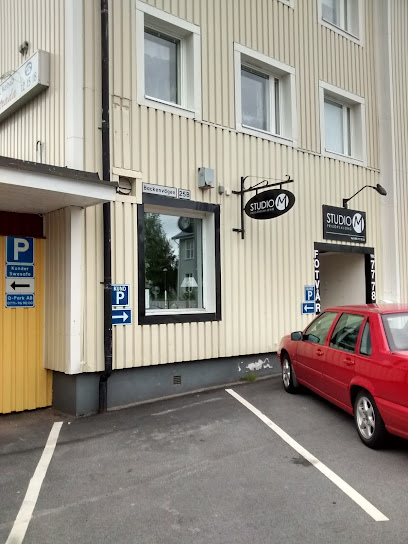 Studio M | Frisörsalong i Umeå Studio M | Frisörsalong i Umeå