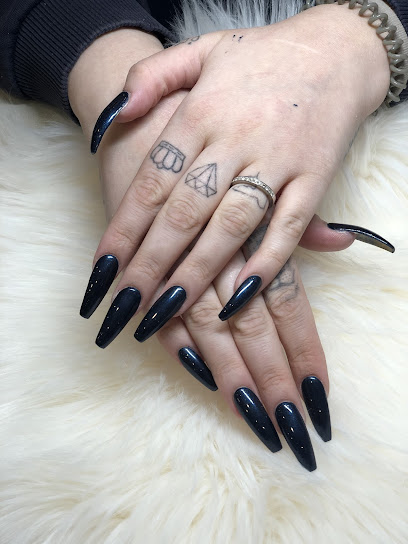 Glamour Nails & Beauty | Manikyr och pedikyrsalong i Södertälje Glamour Nails & Beauty | Manikyr och pedikyrsalong i Södertälje