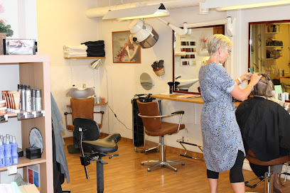 EmmaSalongen | Frisörsalong i Emmaboda
