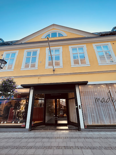 Yanatomi Helhetshalsa | Massös i Västerås