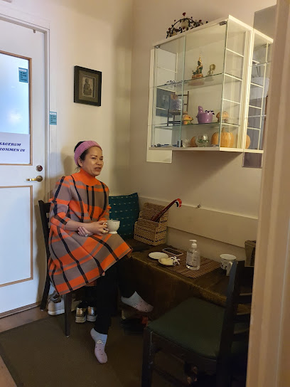 Palmy Massage | Massös i Stockholm