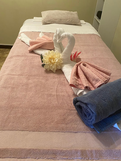 Suris Friskvard & Thaimassage | Massös i Hudiksvall