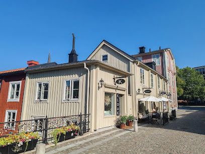 KLOAK | Frisörsalong i Västerås