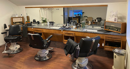The Cutting Corner | Frisörsalong i Floda