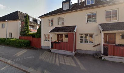 Larssons Massage & Muskelbehandlingar | Massös i Köping