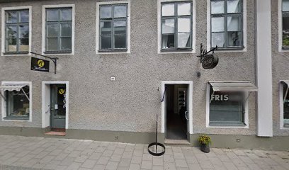 Nagelbiten | Skönhetscenter i Linköping