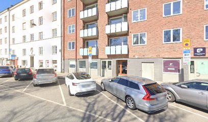 Hero’s Makeup Studio | Skönhetscenter i Sundbyberg