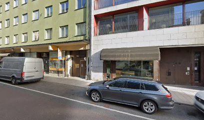 Nails and Beauty by J | Skönhetscenter i Stockholm