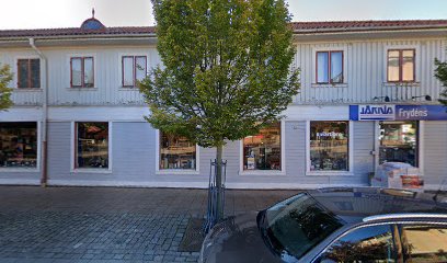 Salong RockaChic | Skönhetscenter i Tibro