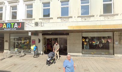 Svensk Nageldesign | Skönhetscenter i Uddevalla