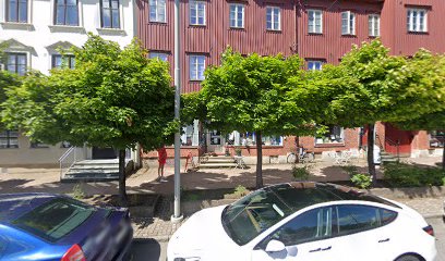 Treat and Teach | Skönhetscenter i Göteborg