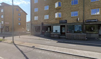 Cut & Cuts | Frisörsalong i Mölndal