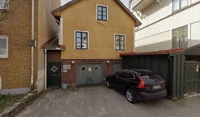 Pure Haircare | Frisörsalong i Skövde