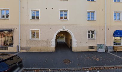 Salong Blondie | Frisörsalong i Jönköping
