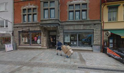 ICON HairStudio & Barber | Frisörsalong i Halmstad