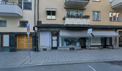 Ostermalm Kim Nails | Manikyr och pedikyrsalong i Stockholm